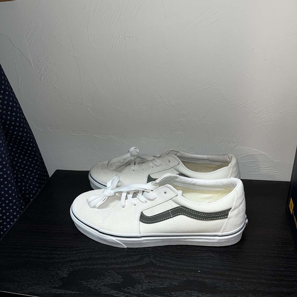 brand new vans - Picture 5 of 6